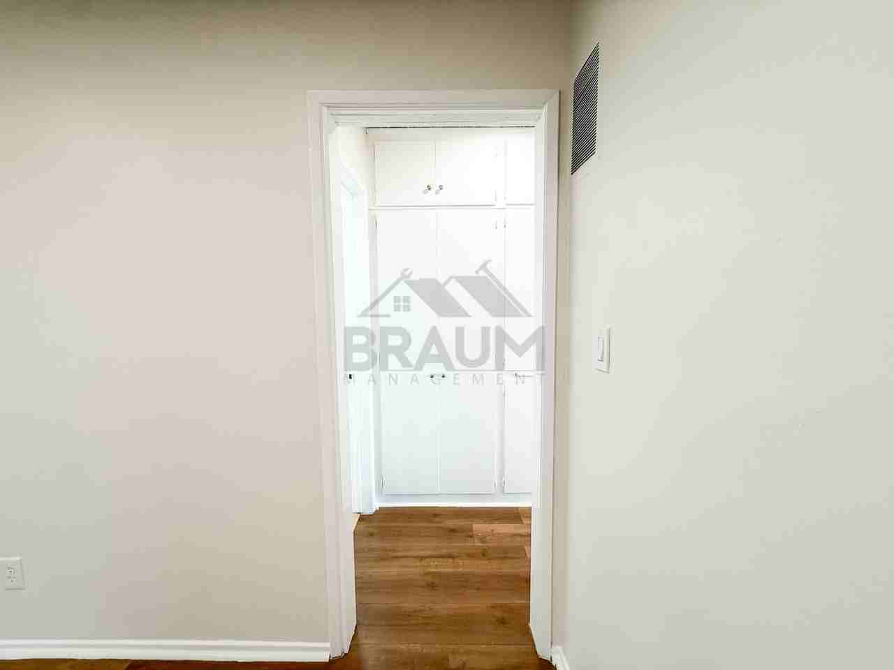 18350 NAPA, LLC - Photo 4 of 35