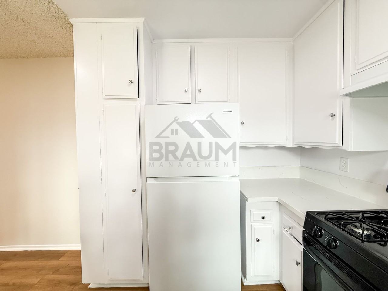 18350 NAPA, LLC - Photo 5 of 35