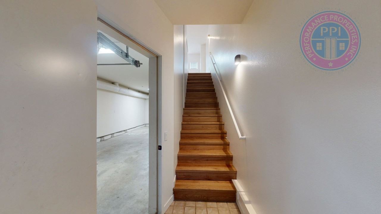 14742 Sw Trout Creek Ln - Photo 4 of 27