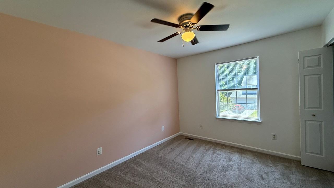 5570 Assateague Pl - Photo 3 of 20