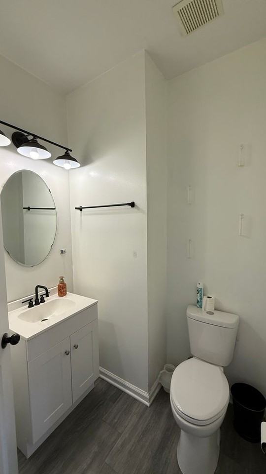 5570 Assateague Pl - Photo 5 of 20