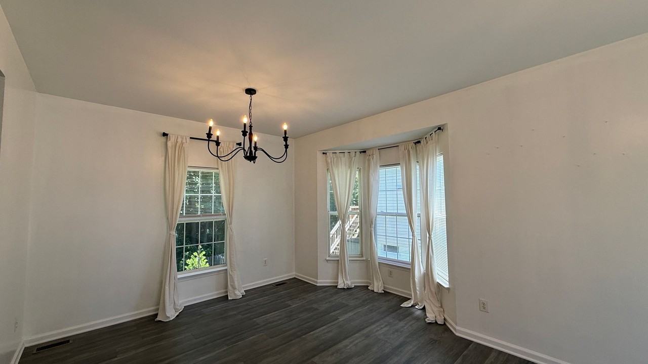 5570 Assateague Pl - Photo 6 of 20