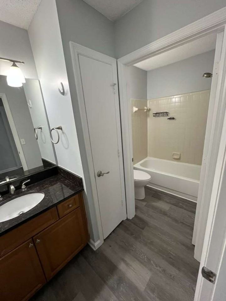 11901 4th St N - Photo 7 of 10