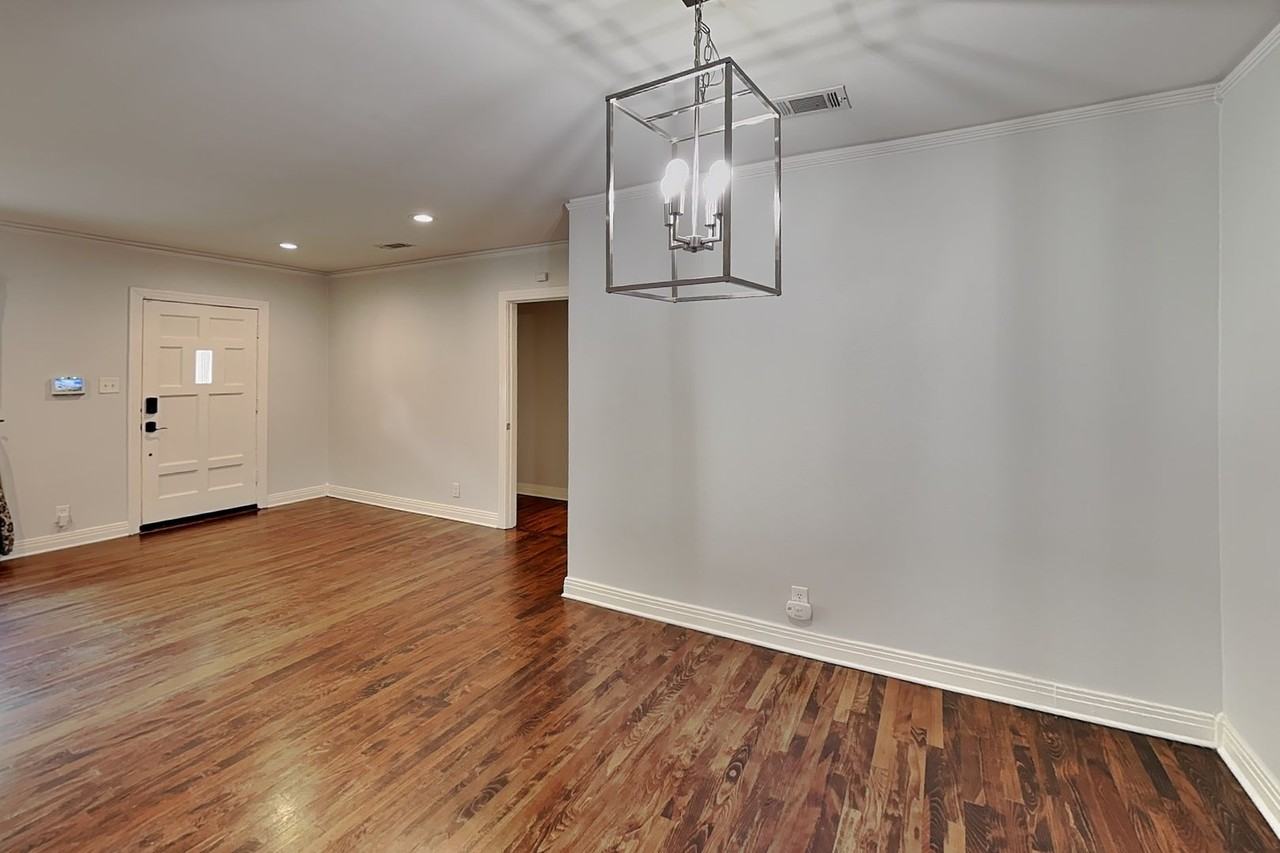 4225 Lovell Ave - Photo 4 of 19