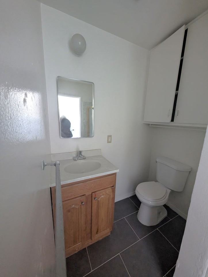 1213 San Pablo Ave - Photo 5 of 7