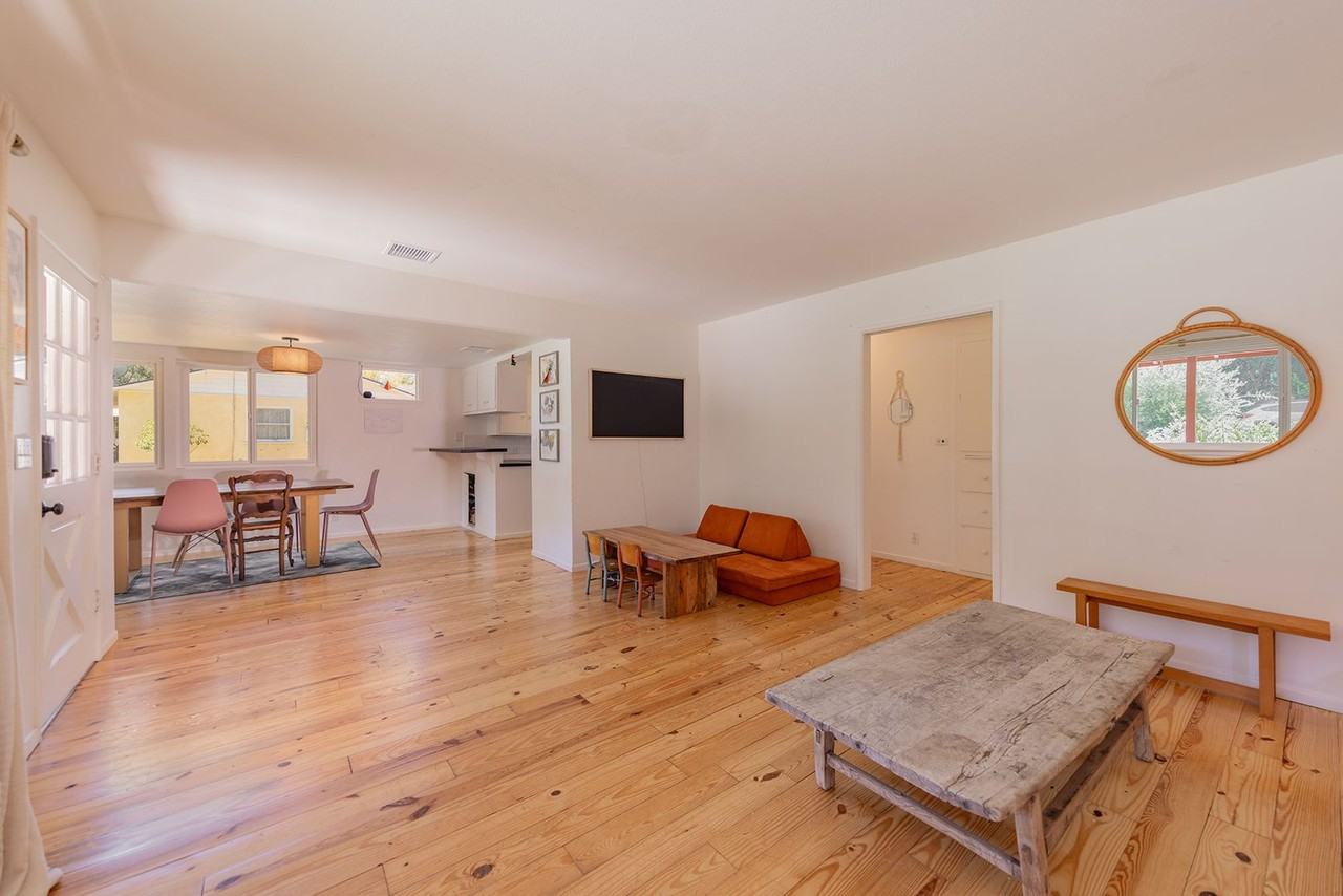 12239 Sisar Rd - Photo 5 of 26