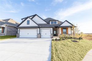 featured image of 11520 Nw 134th Ter