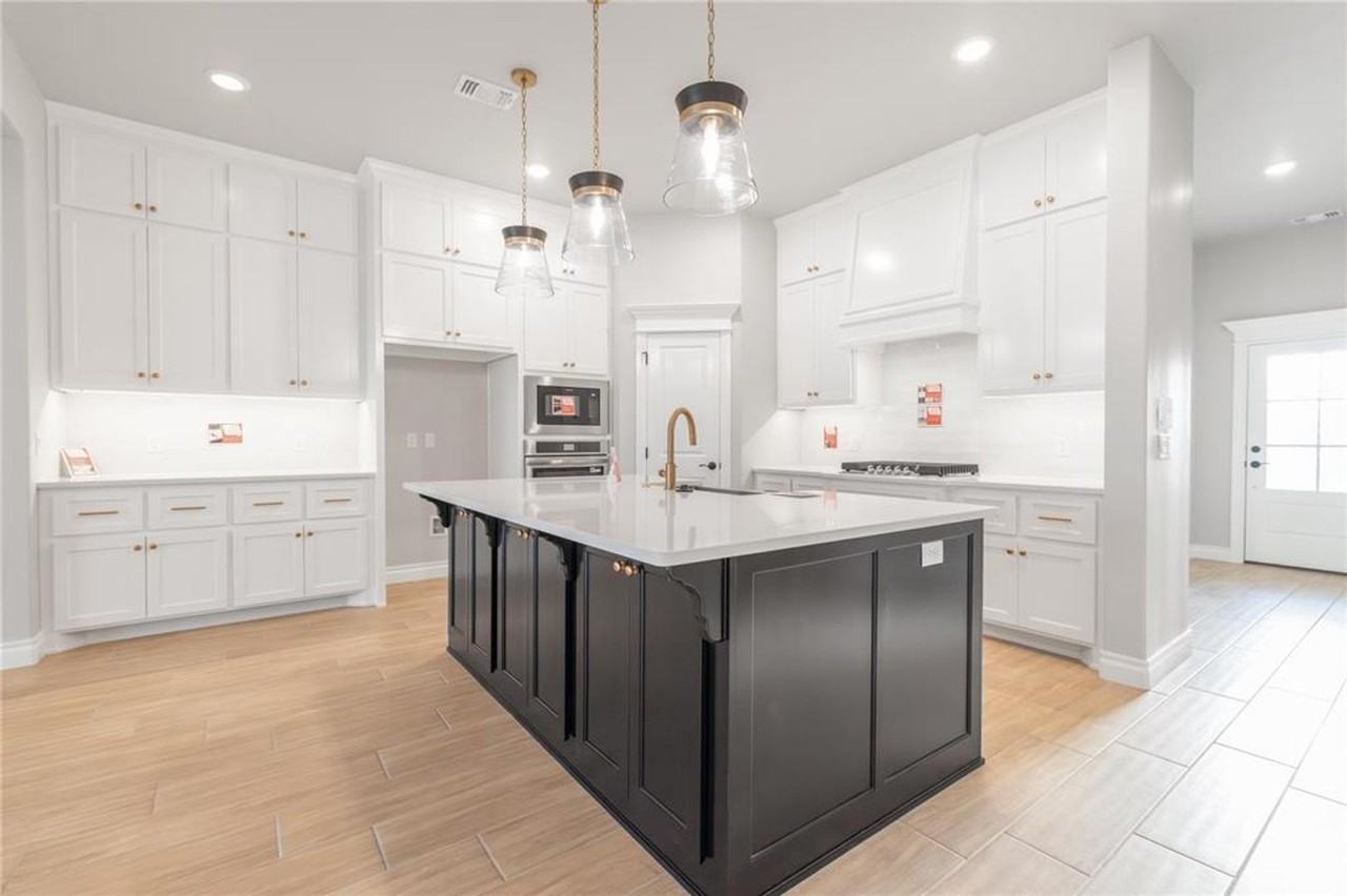 12616 Velvet Ash Ave - Photo 5 of 33