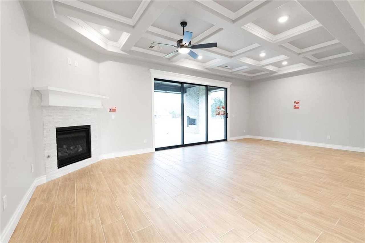 12616 Velvet Ash Ave - Photo 7 of 33