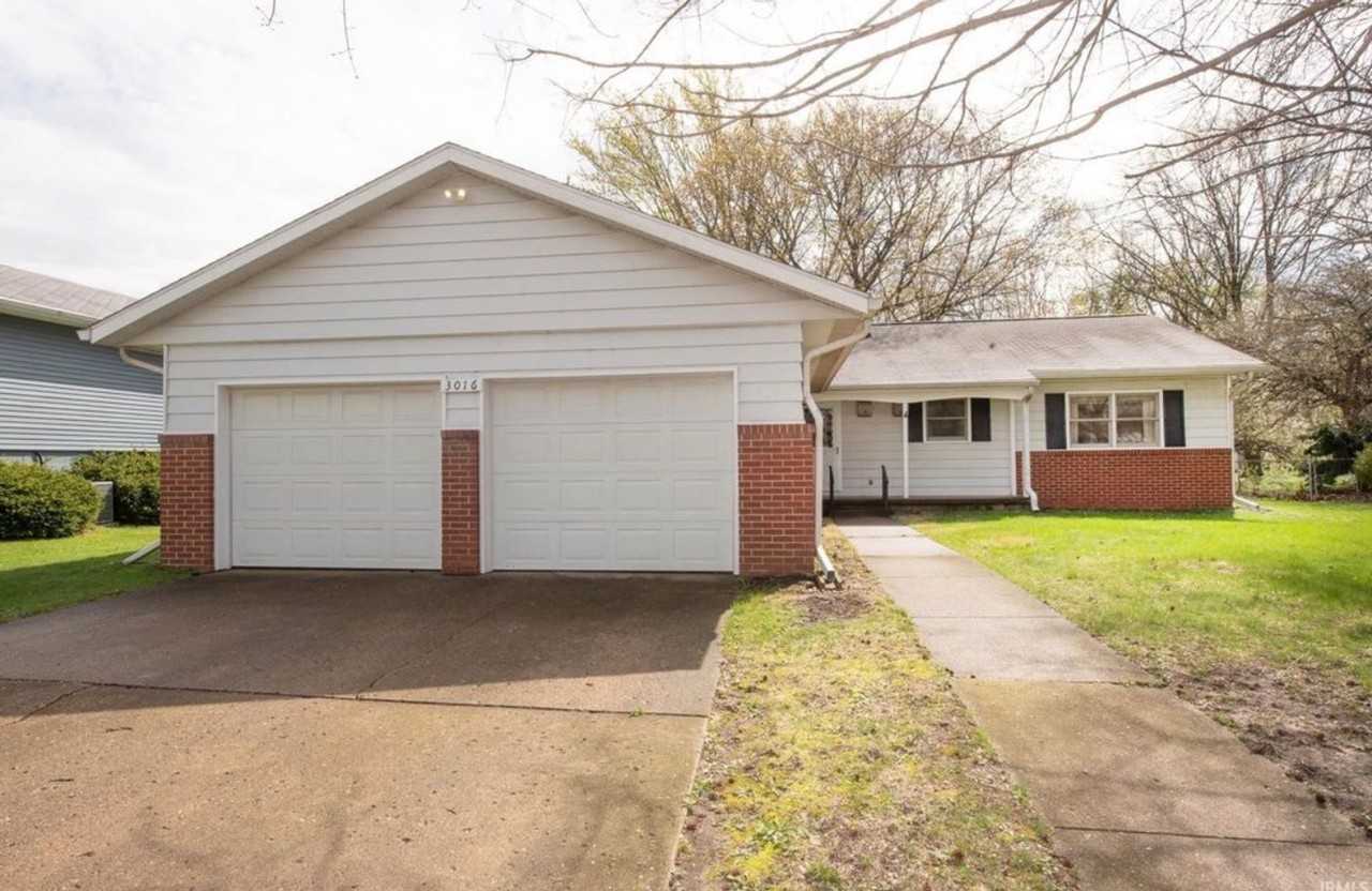 3016 3016 Convington St - Photo 3 of 20