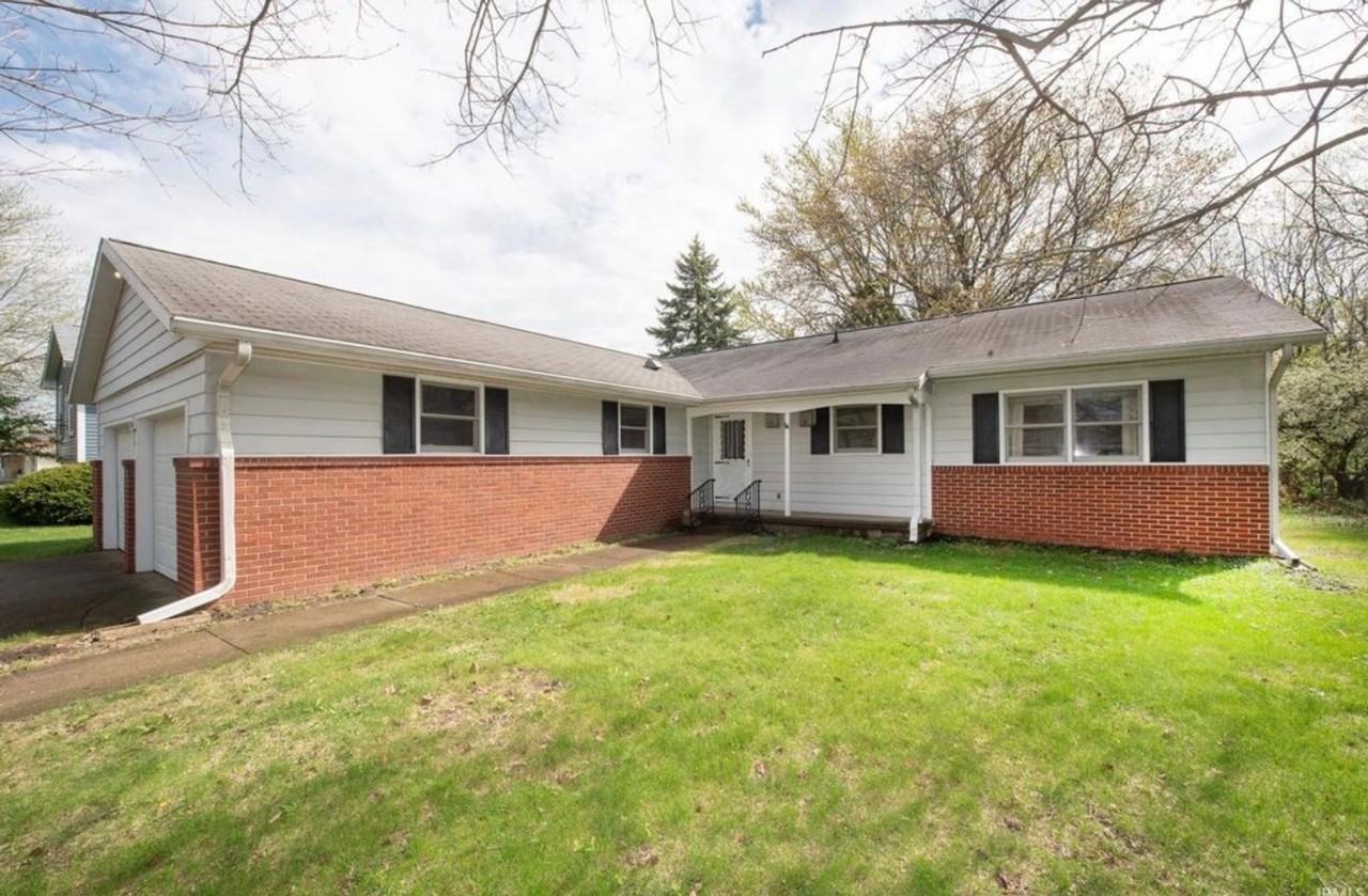 3016 3016 Convington St - Photo 4 of 20