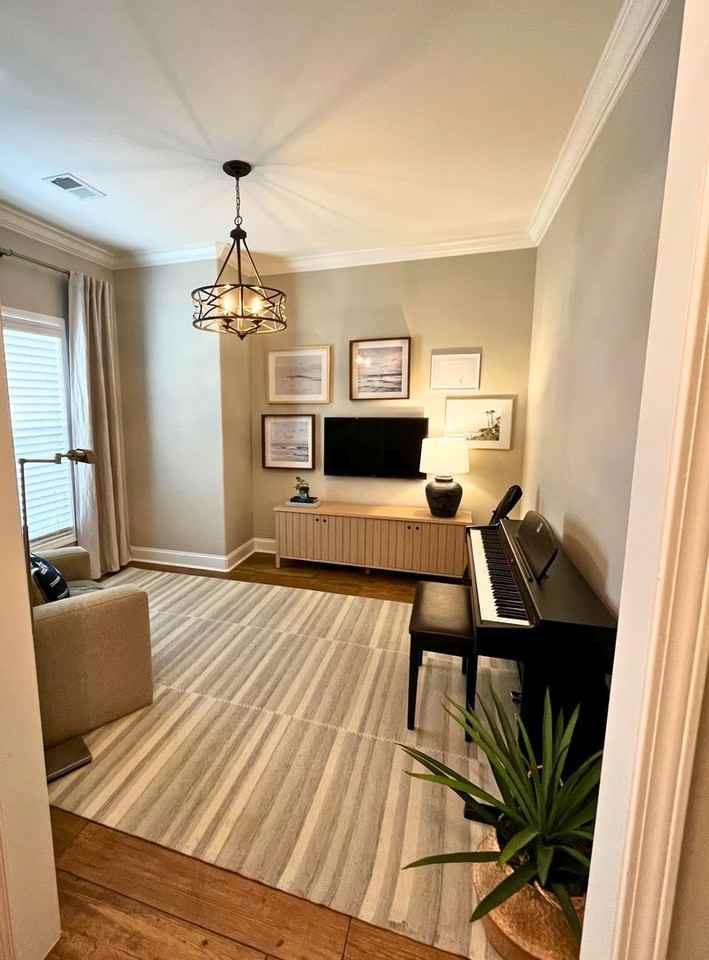 126 Boatsman Way - Photo 7 of 46