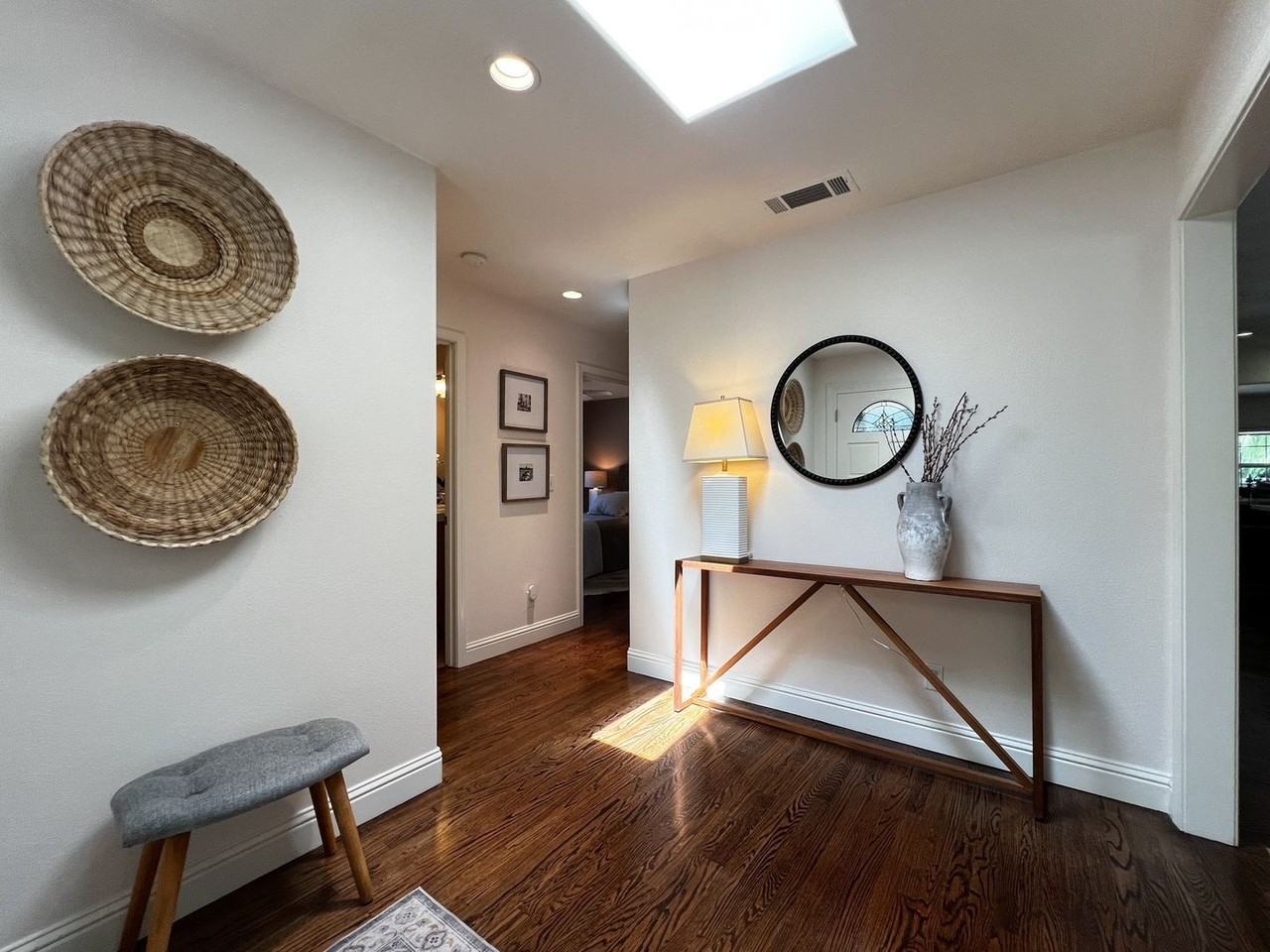 1022 Berry Ln - Photo 5 of 50