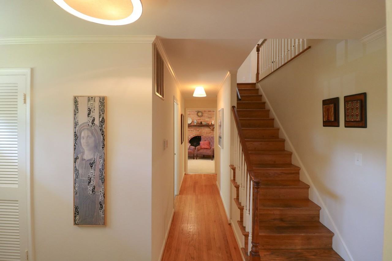 14601 Melinda Ln - Photo 6 of 16