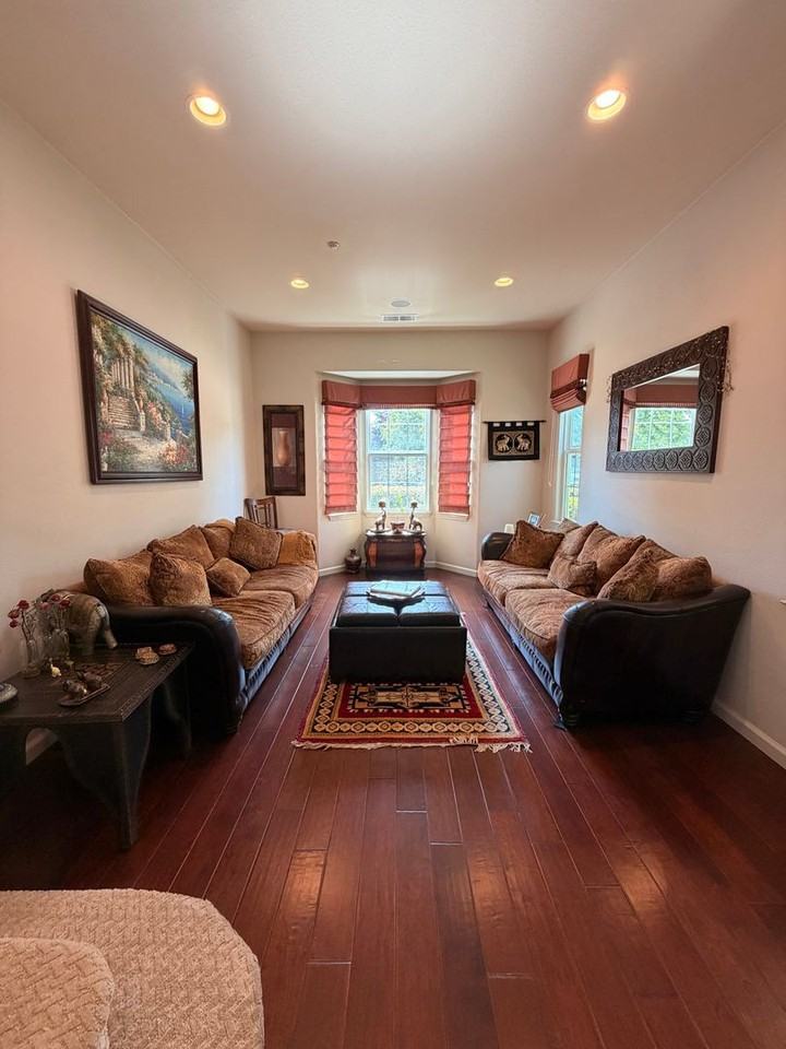 26 Deerfield Dr - Photo 5 of 32