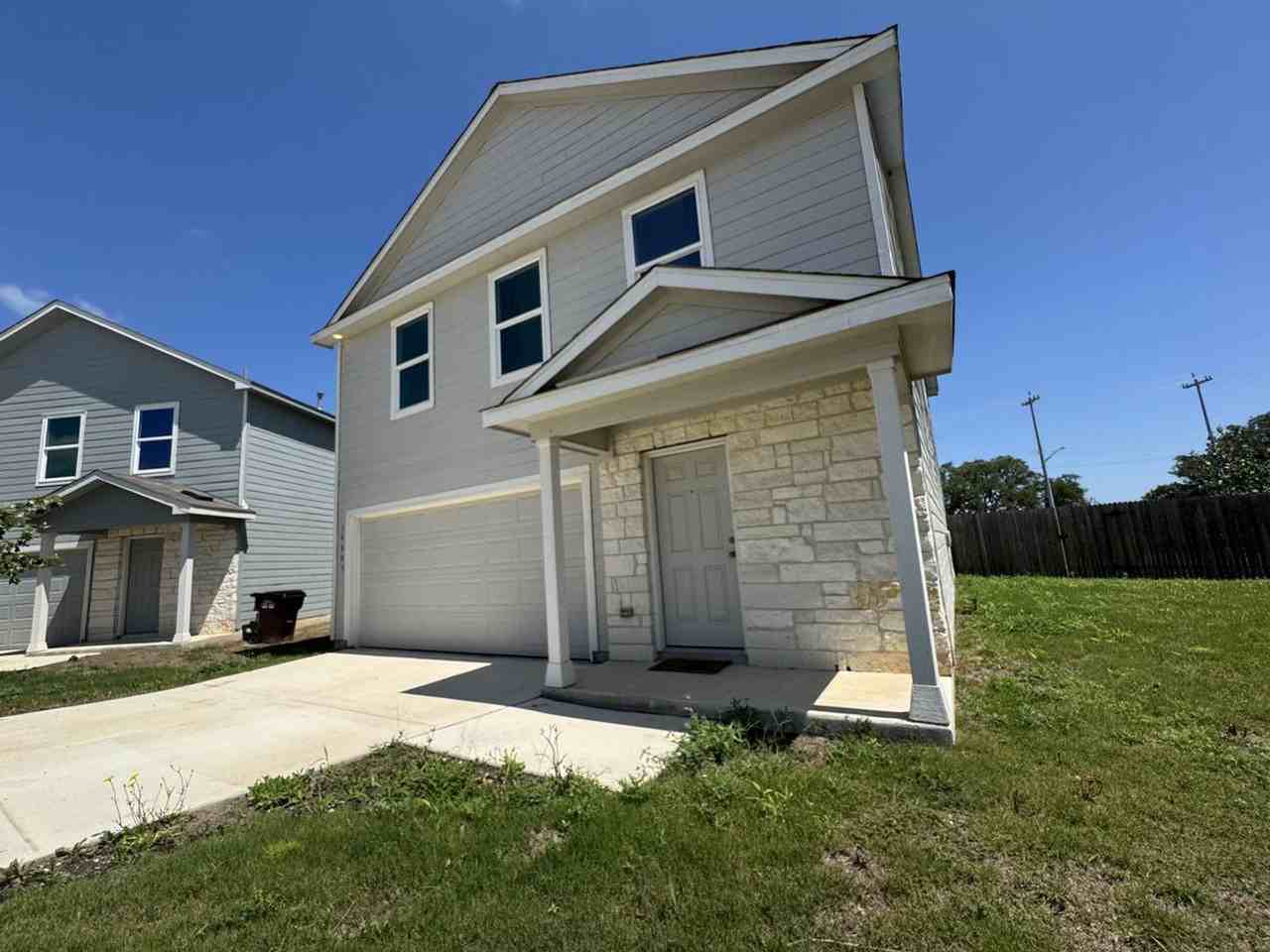 14803 Brandy Bnd - Photo 2 of 50