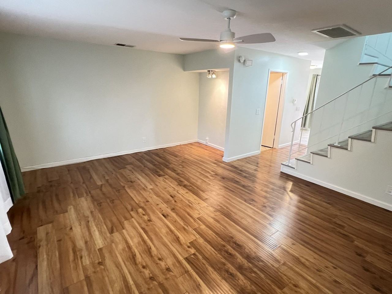 1910 W Palmyra Ave #92 - Photo 4 of 29