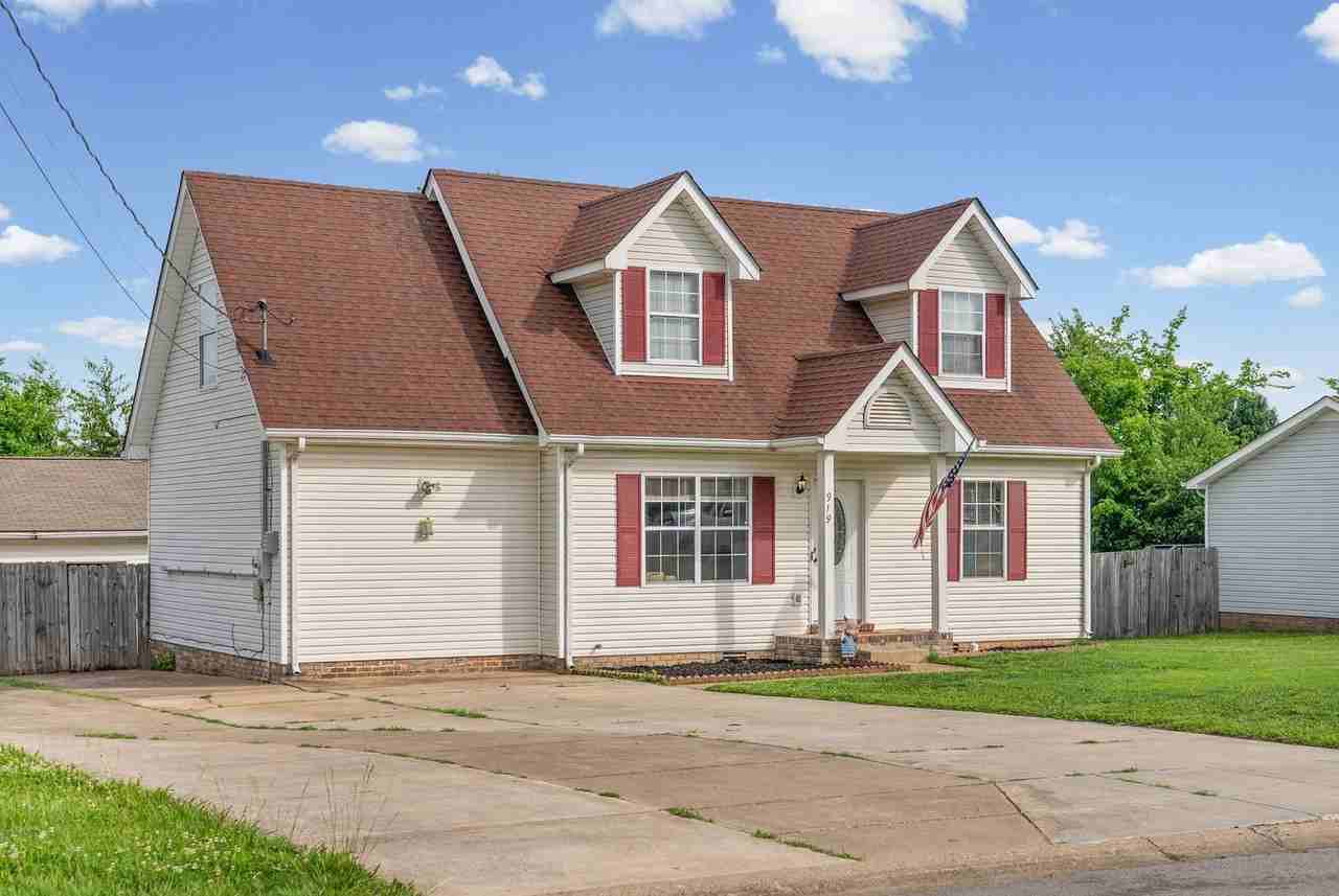 919 Van Buren Ave - Photo 2 of 34