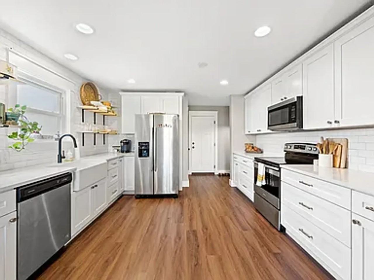 3111 Wood Valley Rd - Photo 5 of 17