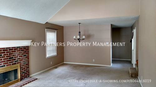8602 W 109th Ter - Photo 2 of 9