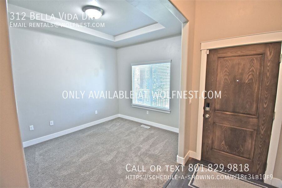 312 Bella Vida Dr - Photo 4 of 50