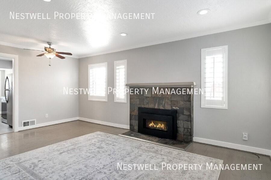2590 E Wilmington Ave - Photo 5 of 30