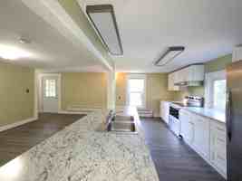 featured image of 110 Park Ave #FL2