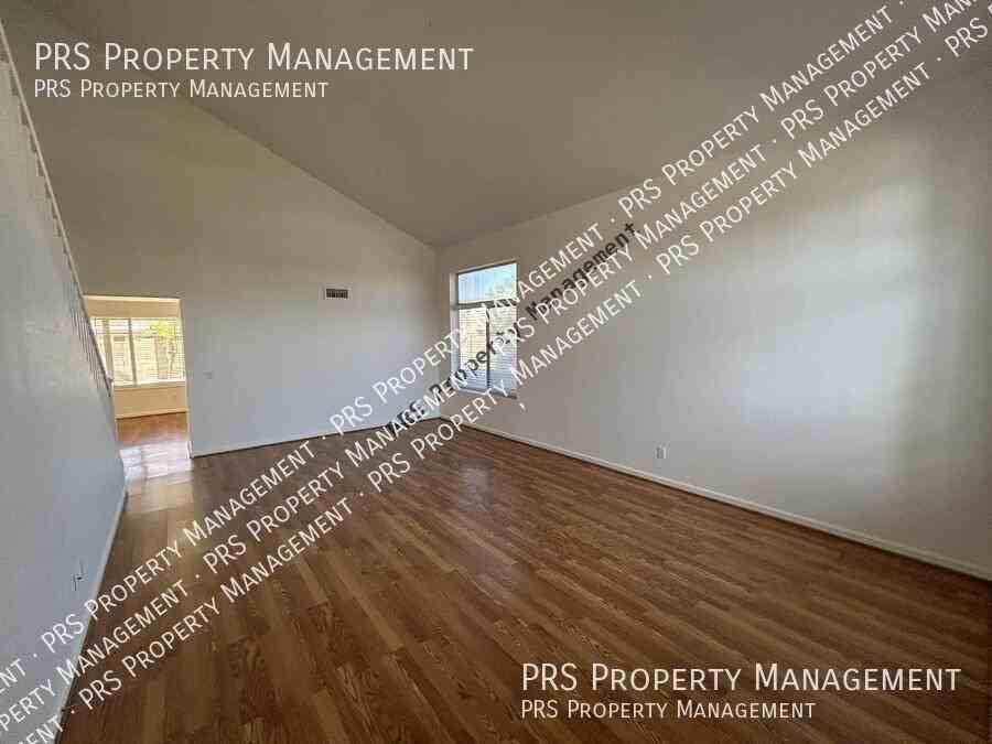 1963 W Thompson Way - Photo 6 of 50