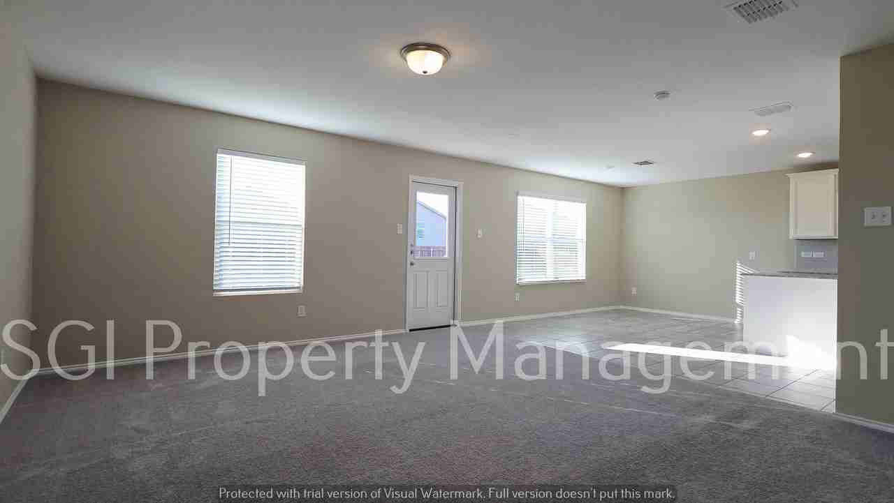 1804 Arcola Ct - Photo 3 of 27