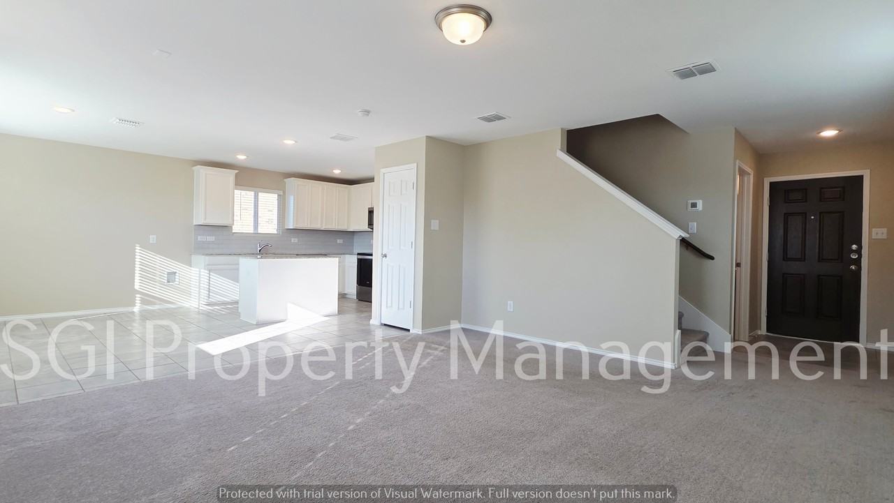 1804 Arcola Ct - Photo 4 of 27