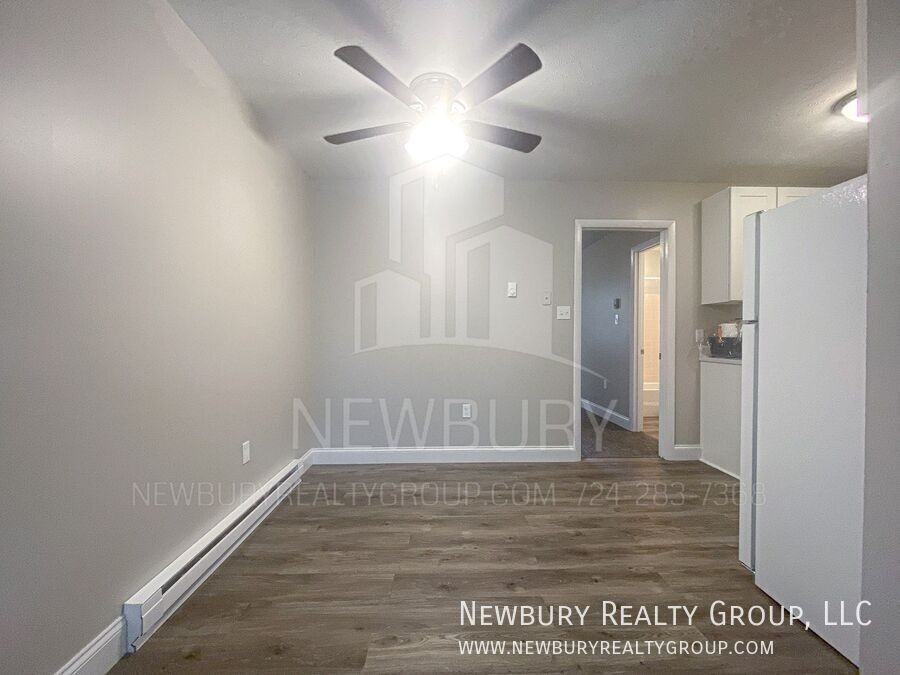 49 Sunbury Est - Photo 5 of 17