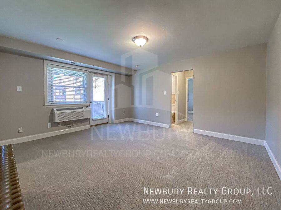 104 W Steuben St #1 - Photo 3 of 26