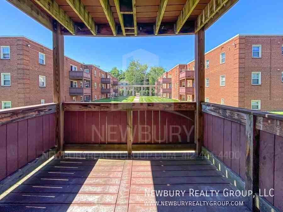 104 W Steuben St #1 - Photo 7 of 26