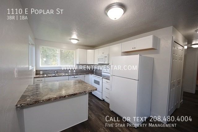 1110 E Poplar St - Photo 4 of 10