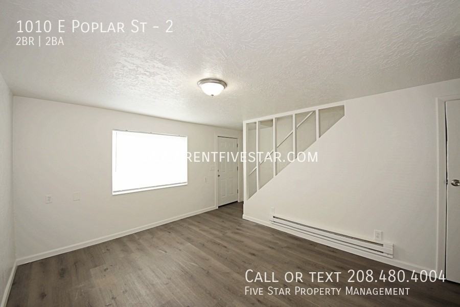 1010 E Poplar St #2 - Photo 3 of 14