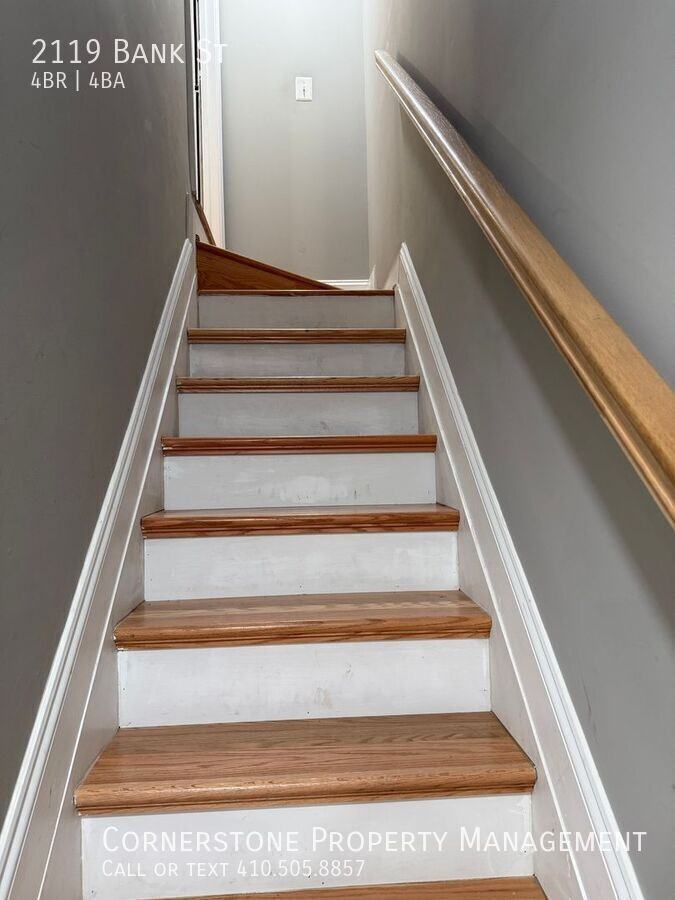 2119 Bank St - Photo 3 of 17