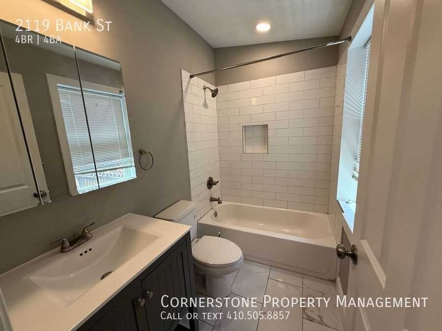 2119 Bank St - Photo 4 of 17