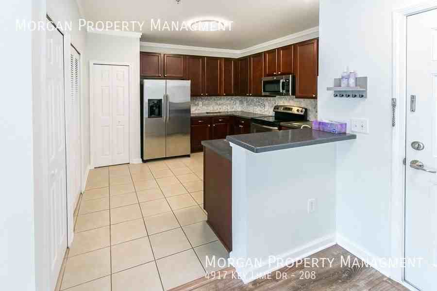 4917 Key Lime Dr #208 - Photo 6 of 23