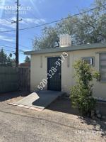 featured image of 2943 N Alvernon Way #1