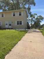 featured image of 521 Hart Ave
