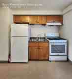 5741 W 35th St #05F - Photo 1 of 1
