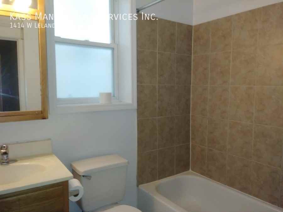 1414 W Leland Ave #1414-3 - Photo 5 of 7