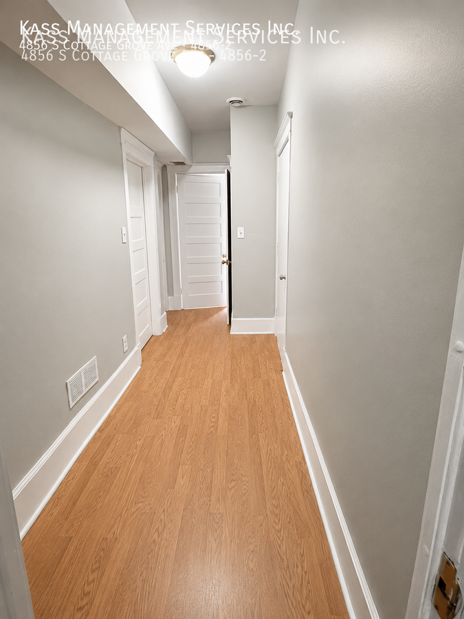 4856 S Cottage Grove Ave #4856-2 - Photo 5 of 12