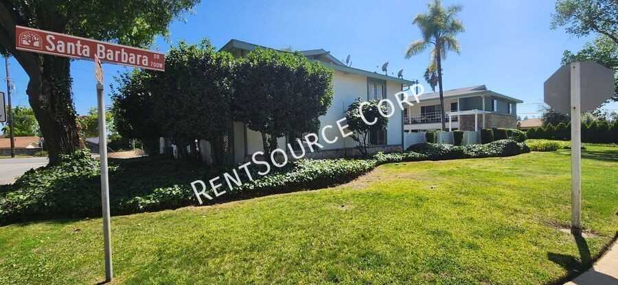 708 Santa Barbara Dr #F - Photo 4 of 28