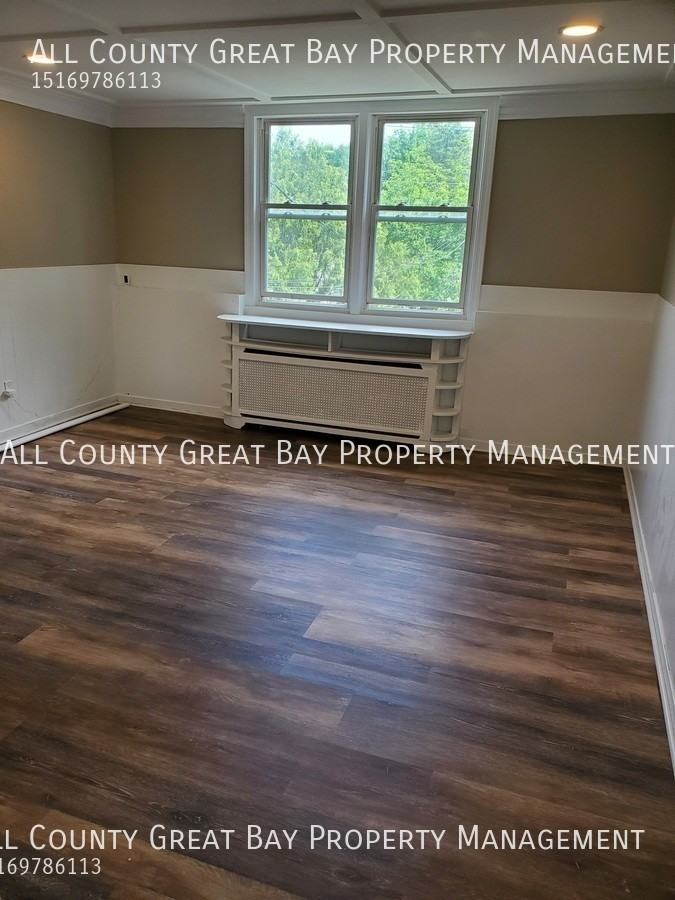 37 Maplewood Rd #4 - Photo 3 of 9