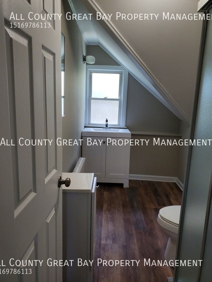 37 Maplewood Rd #4 - Photo 7 of 9