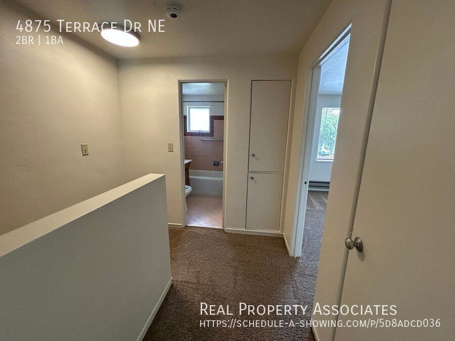 4875 Terrace Dr Ne - Photo 3 of 21