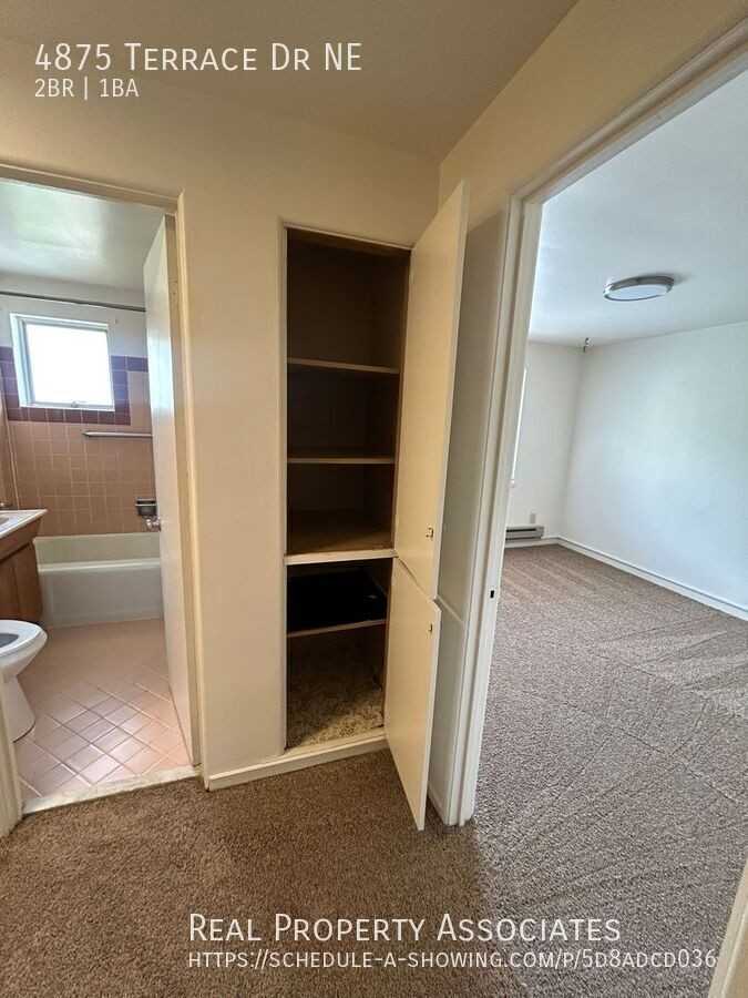 4875 Terrace Dr Ne - Photo 4 of 21