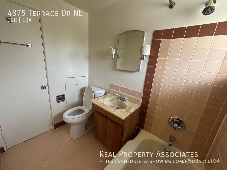 4875 Terrace Dr Ne - Photo 7 of 21