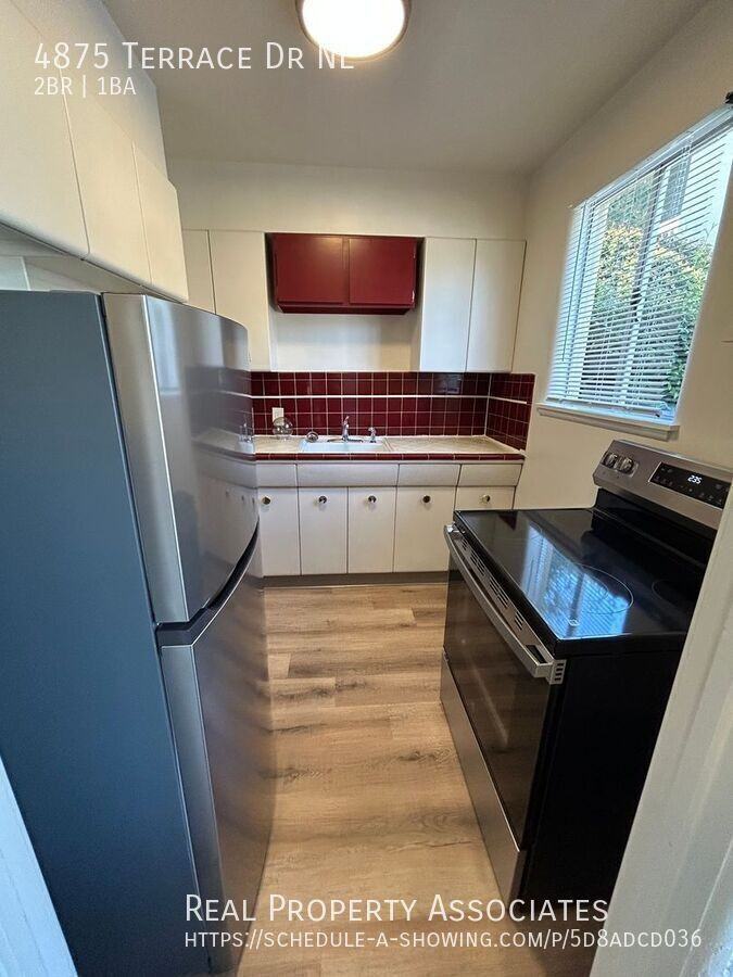 4875 Terrace Dr Ne - Photo 6 of 21
